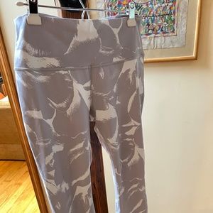 Lululemon Wunder Under Tights